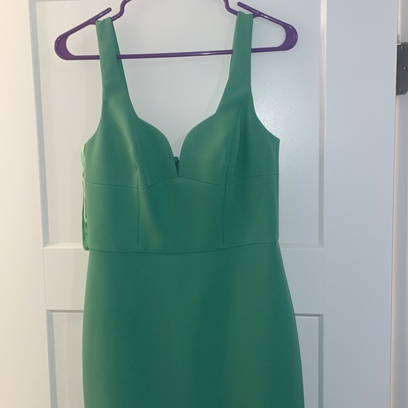 BCBG size 4 green dress - Picture 5 of 7